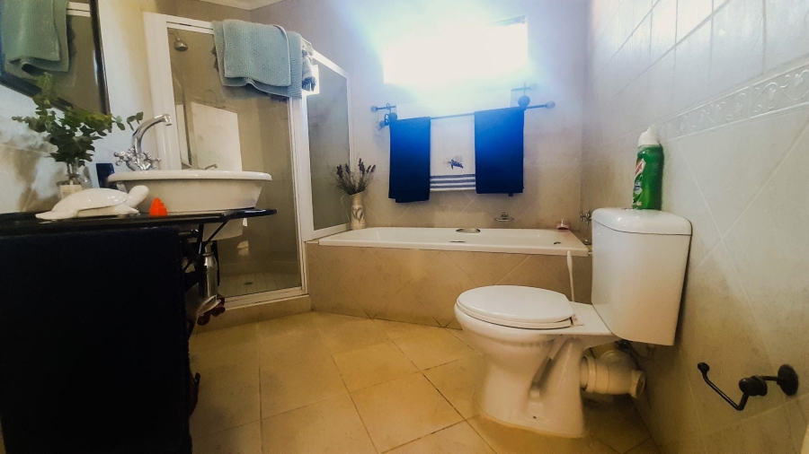 4 Bedroom Property for Sale in Melodie North West